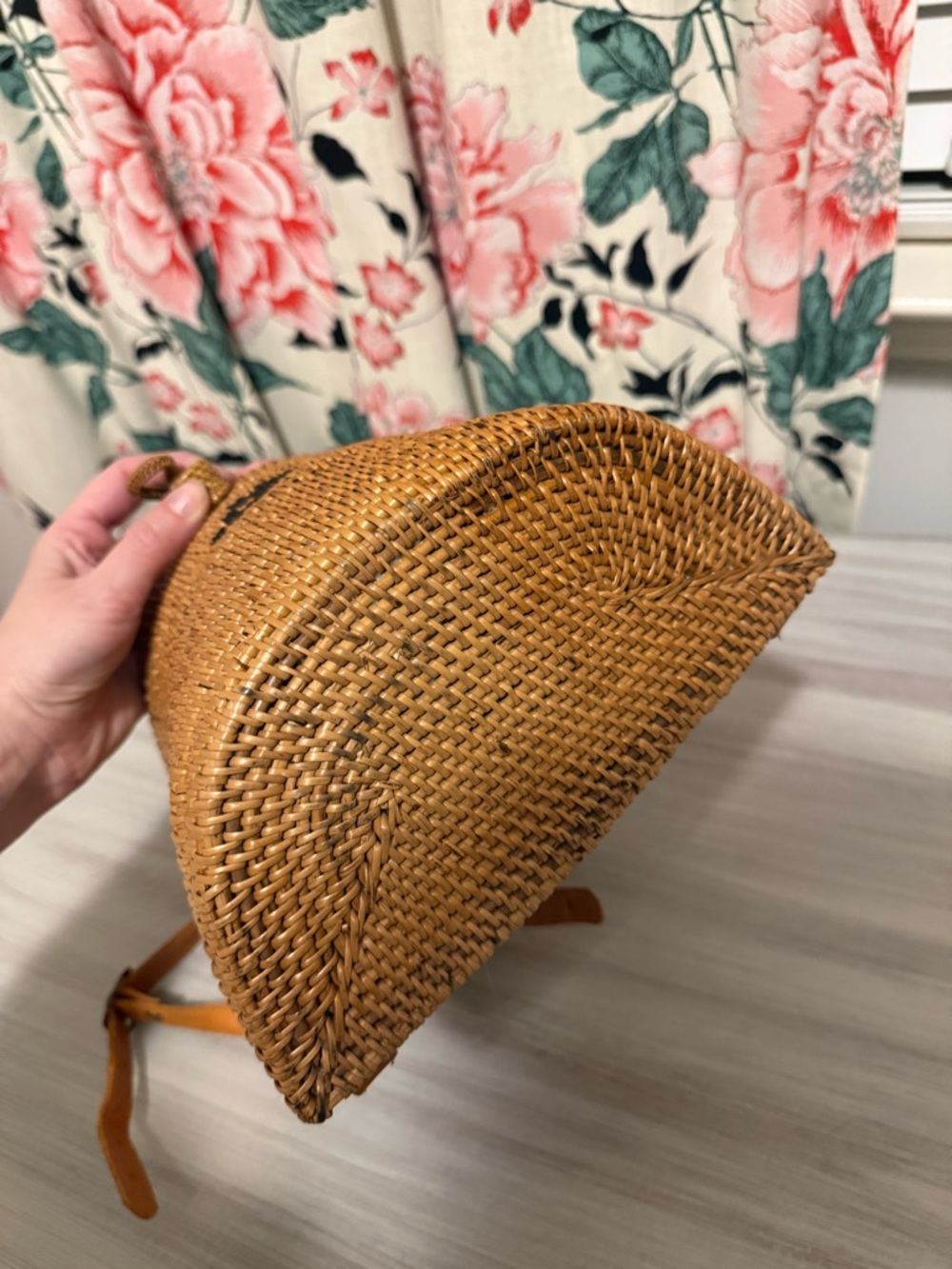 Woven Straw Bucket Bag in Natural Brown - Picture 4 of 4